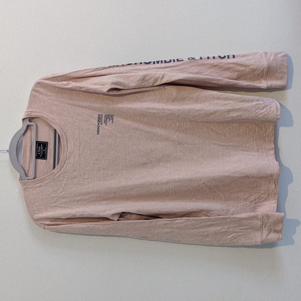 Abercrombie & Fitch men's long sleeve t-shirt light pink